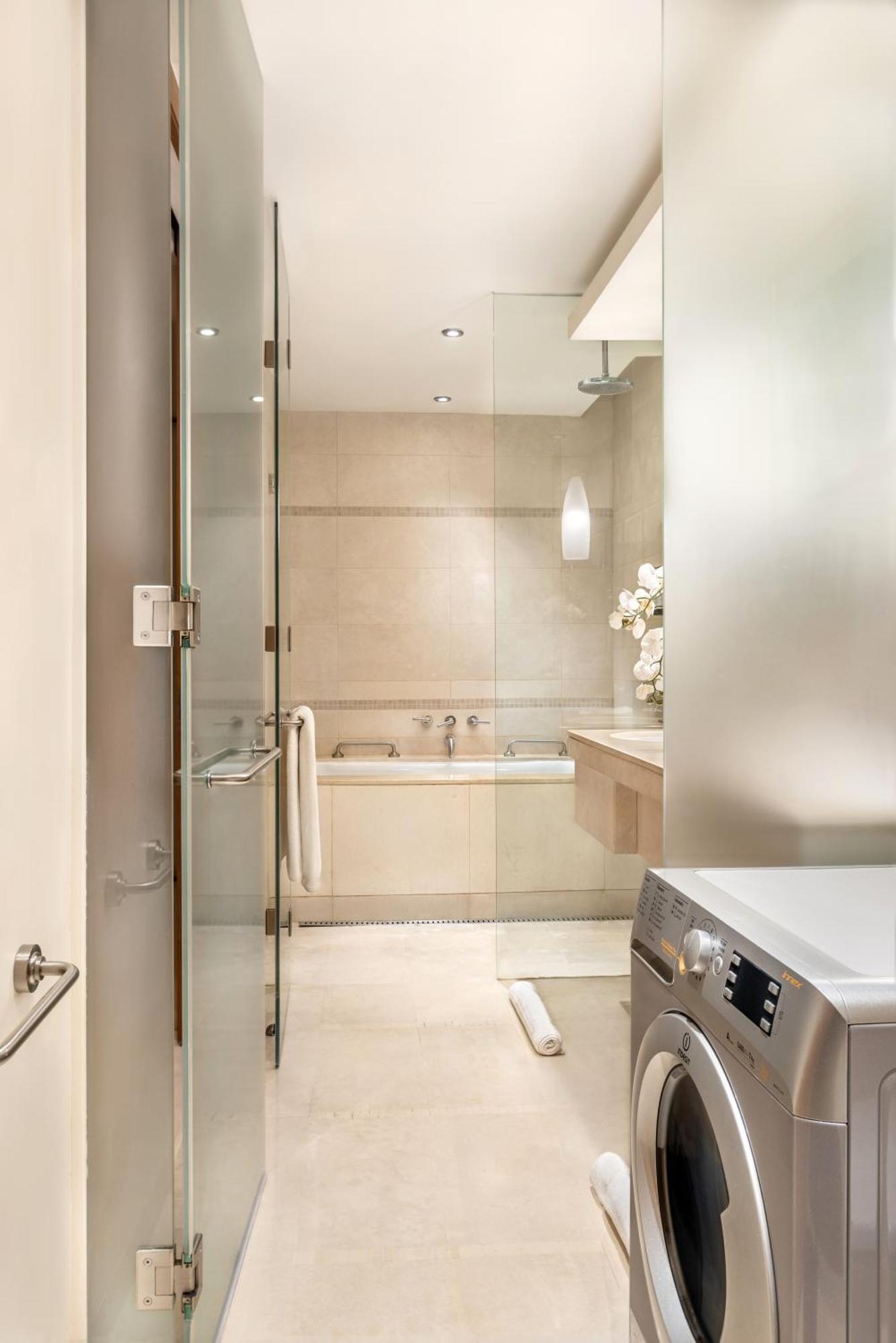 Fully Furnished One-Bed Room Suite,1277212348:JPEG