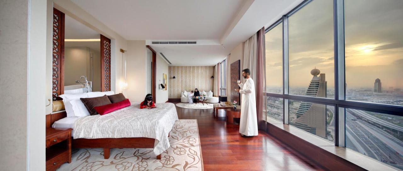 Royal Penthouse Suite,303581472:JPEG